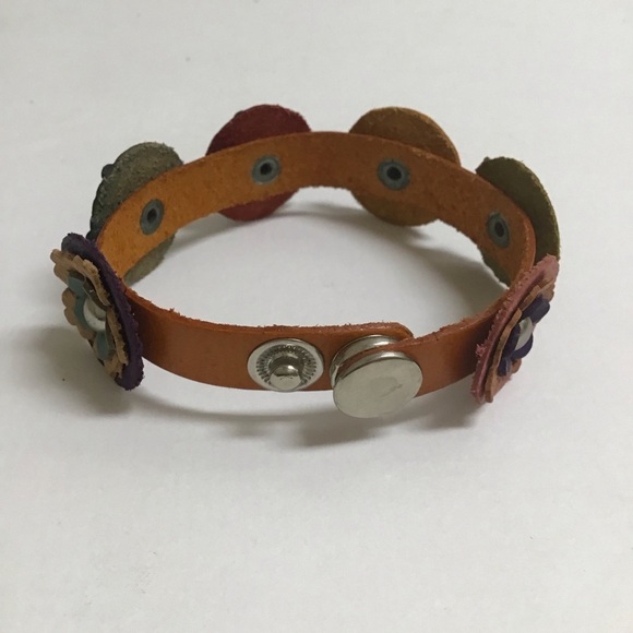 NEW 100% Leather Daisy Flower Bracelet Handmade Mexico Boho 2-Snap Festival*NOTE - Picture 9 of 12